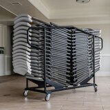 Lifetime Sillas Plegables Color Blanco 32 Piezas con Carro Transportador