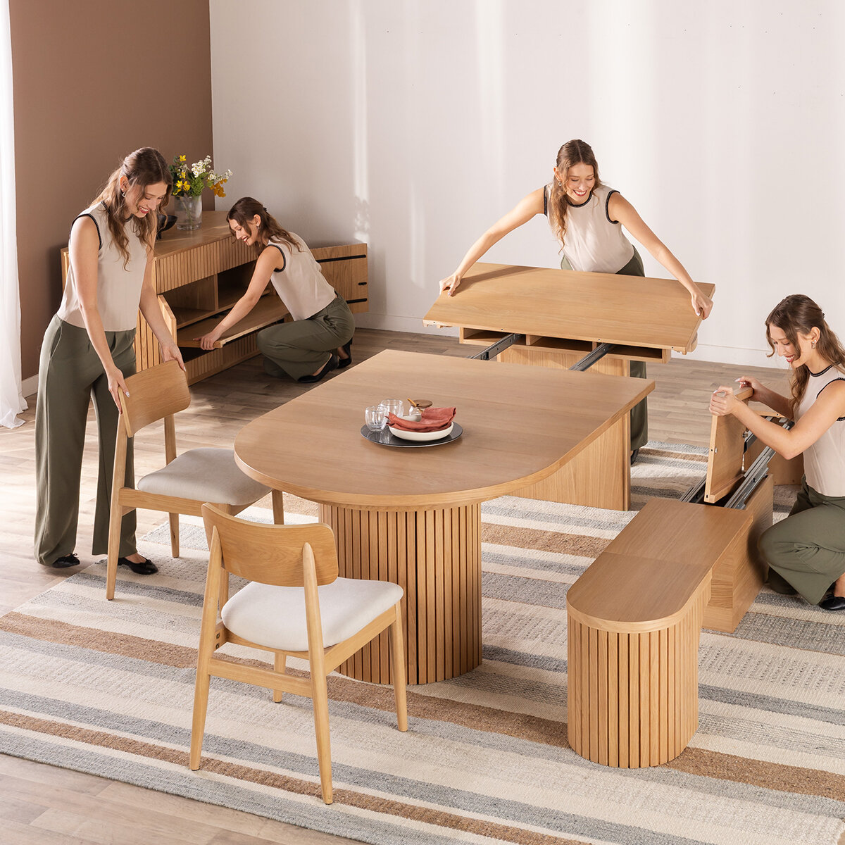 Transformer Table, Set de Comedor Redondo Expandible Capacidad de hasta 10 Personas, 100% Madera, Color Roble, con Aparador Transformer Table, Set de Comedor Redondo Expandible Capacidad de hasta 10 Personas, 100% Madera, Color Roble, con Aparador