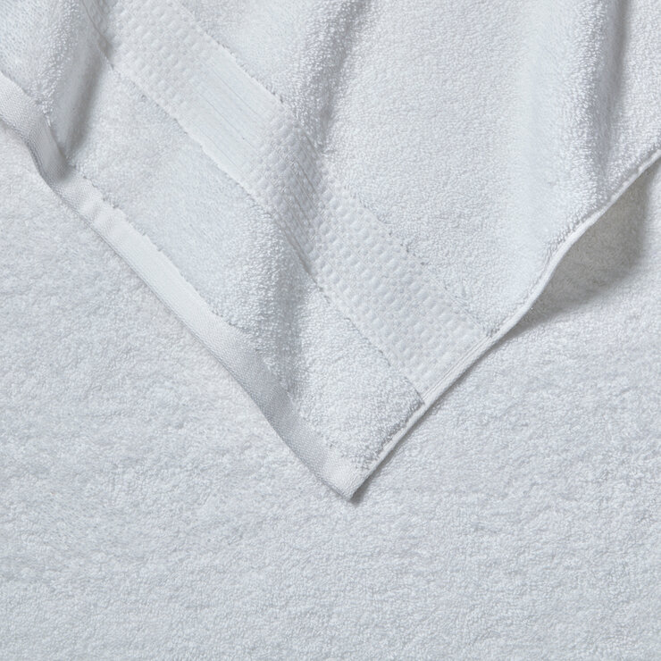 Purely Indulgent , Toalla para Baño, Blanco
