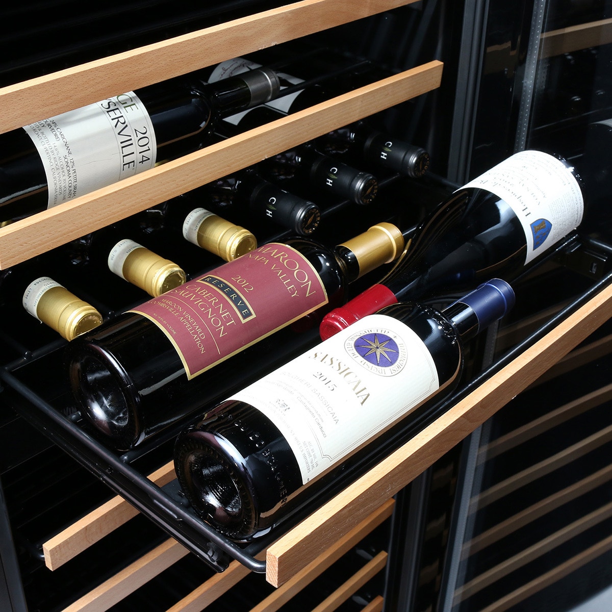 Wine Enthusiast Cava de Vinos 150 Botellas