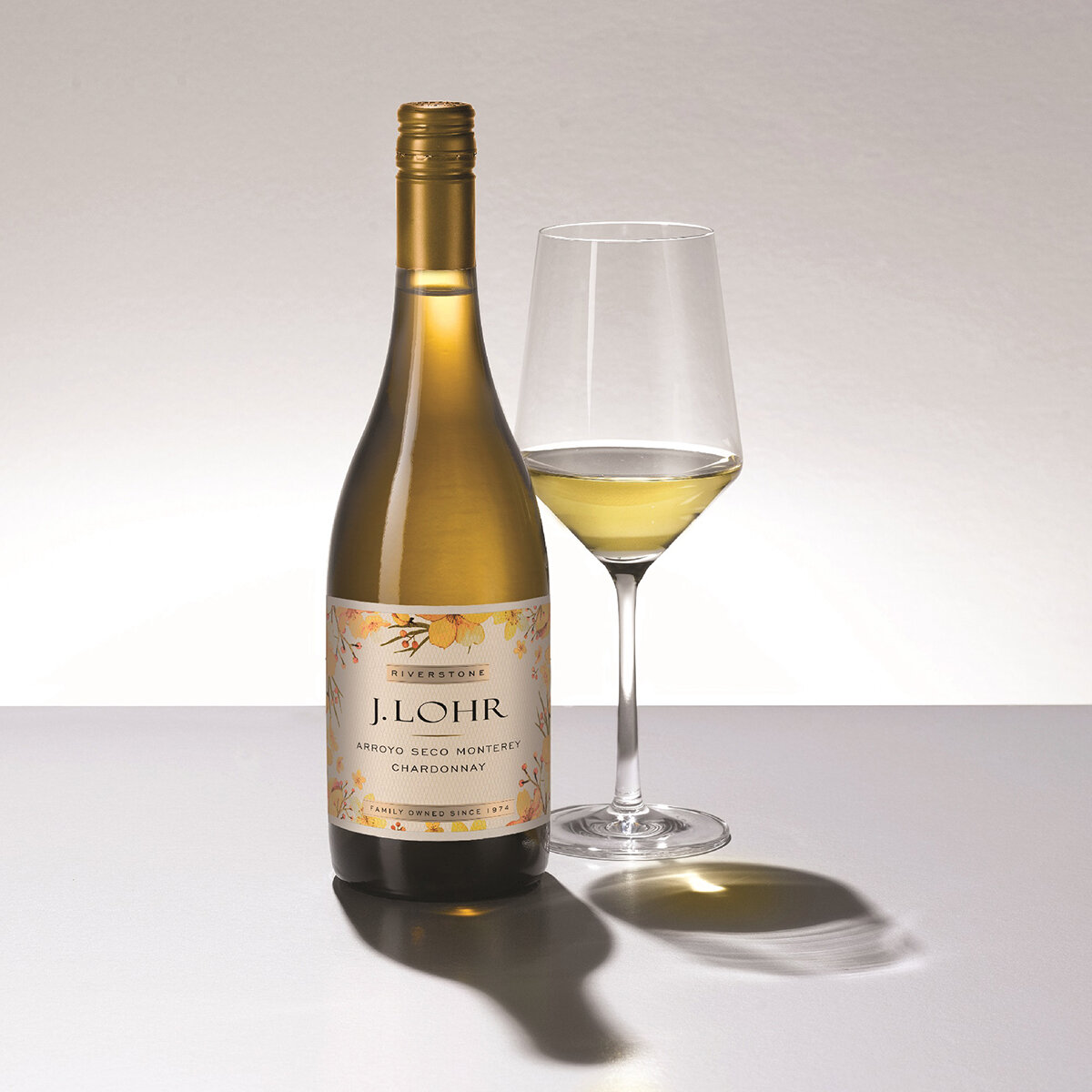 Vino Blanco J Lohr Chardonnay 750 ml Vino Blanco J Lohr Chardonnay 750 ml