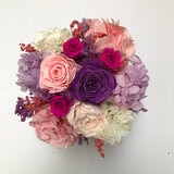 Mina'an Flor Eterna, Bouquet Hot Pink Día de las Madres, con Flores y Follaje Preservados, Duración 6 meses