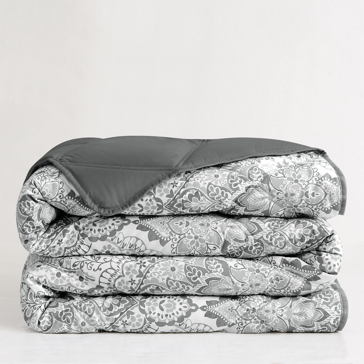 Seasons Collection Colcha Con Relleno Alternativo Tamaño Queen DAMASK GREY