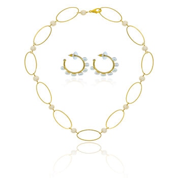 Mayfer,  Juego de Collar Eslabón Grande y Aretes Tipo Arracada, en Baño de Oro 