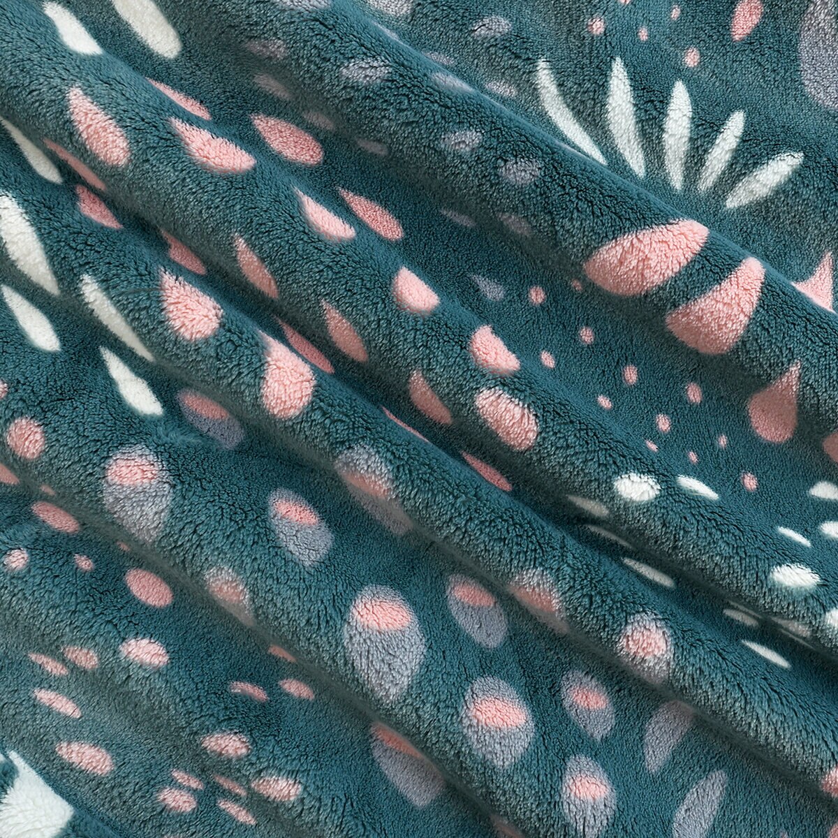 Little Miracles, Cobija Confortable y Juguete de Peluche, Modelo Llama Little Miracles, Cobija Confortable y Juguete de Peluche, Modelo Llama