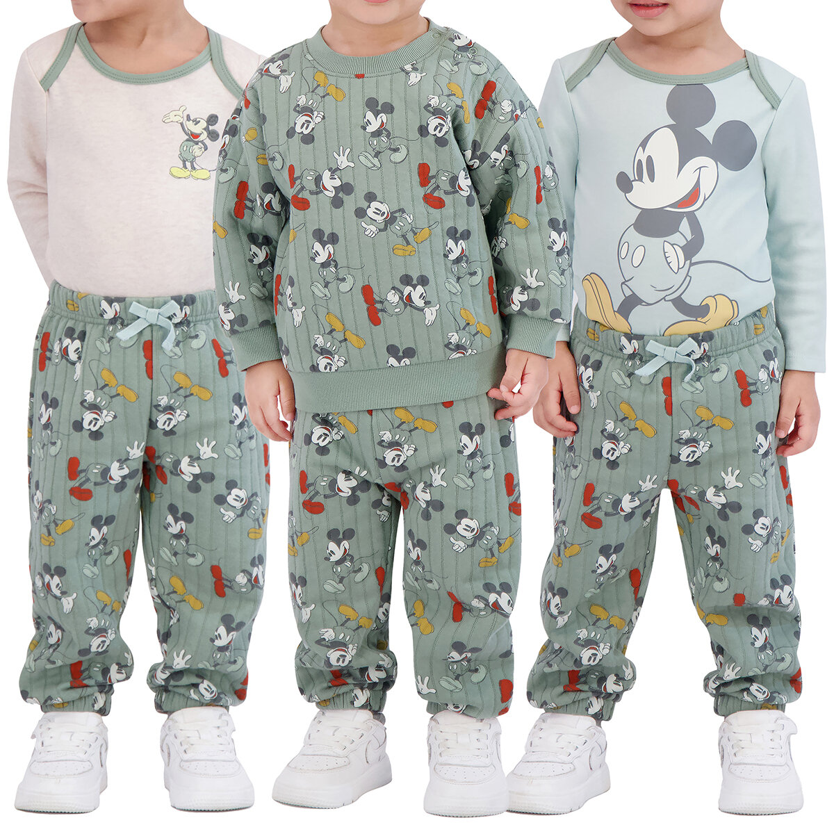 Disney Baby Conjunto de 4 Piezas para Bebés Varias Tallas y Colores Disney Baby Conjunto de 4 Piezas para Bebés Varias Tallas y Colores