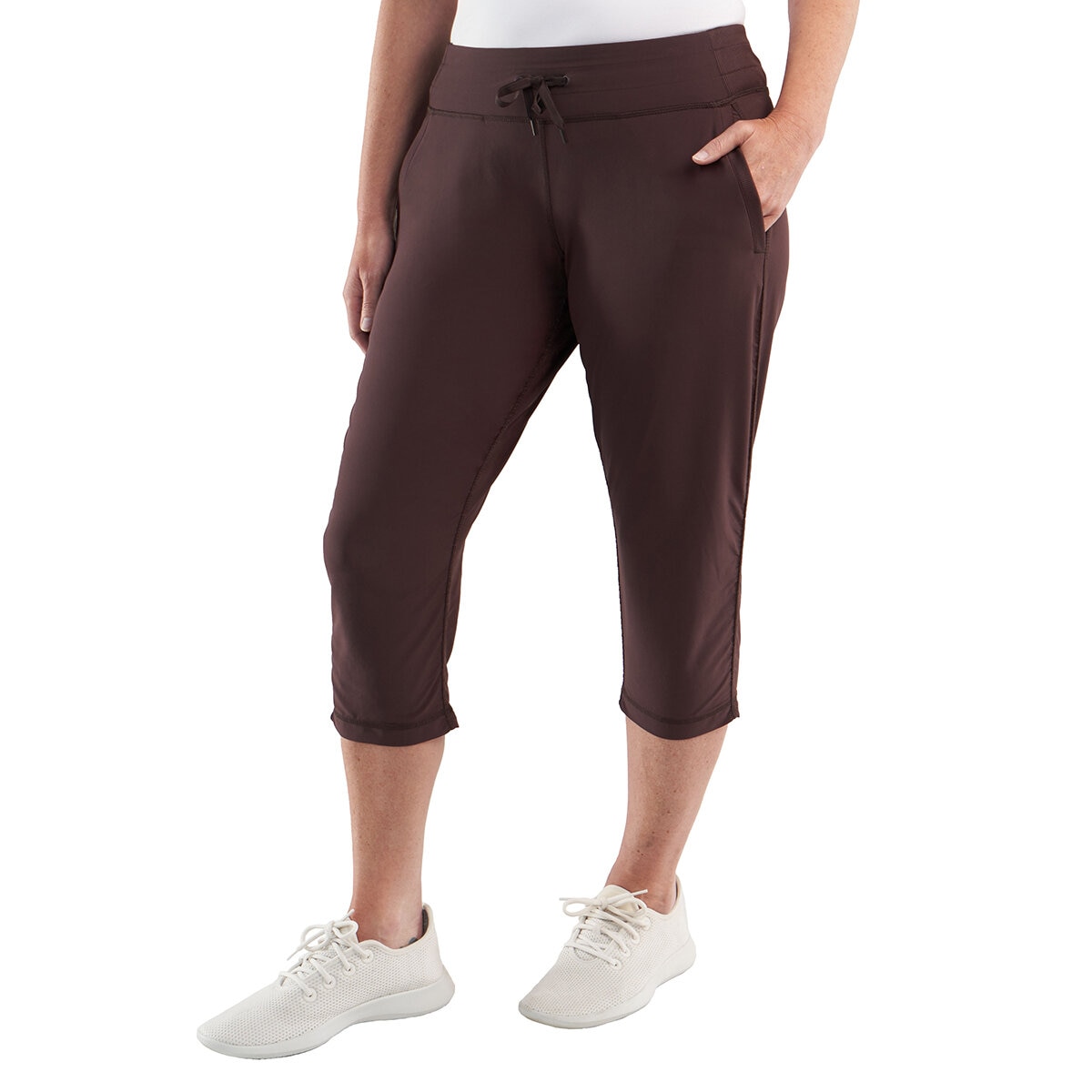 Kirkland Signature Pants Capri para Dama Café Extra Chica