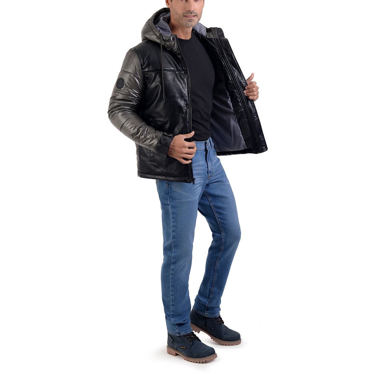 Perry Ellis, Chamarra de Piel Sintética para Caballero Color Negro/Gris