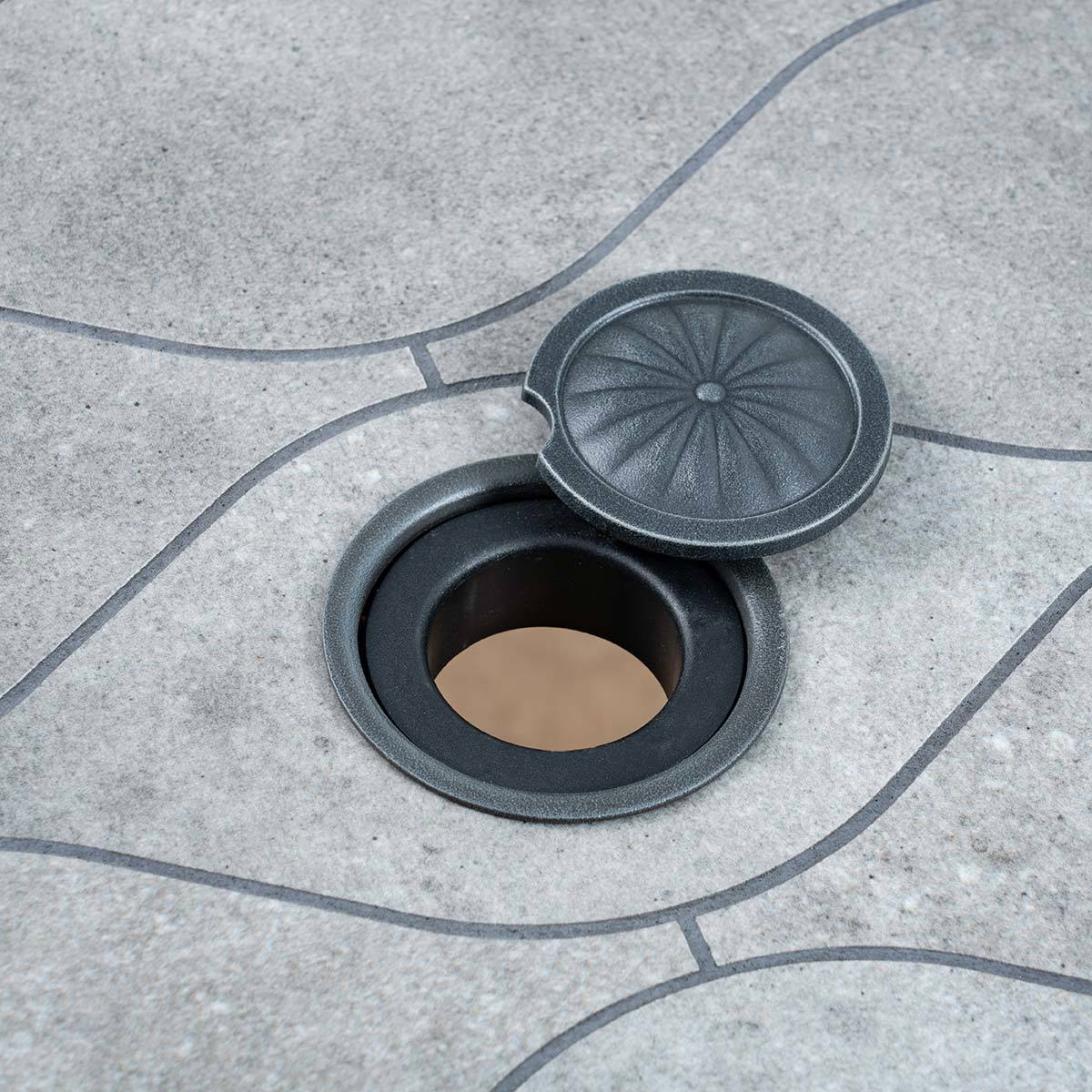 Comedor Alto para Jardín de 5 Piezas, Modelo Indigo | Costco México