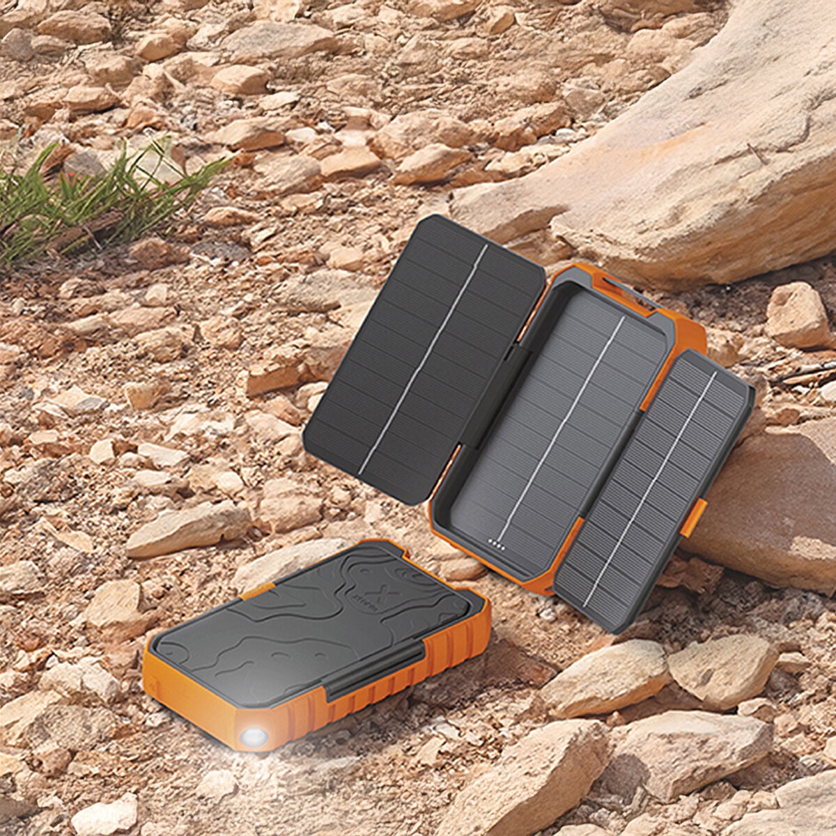 Xtorm Batería Portátil con Panel Solar 10,000 mAh