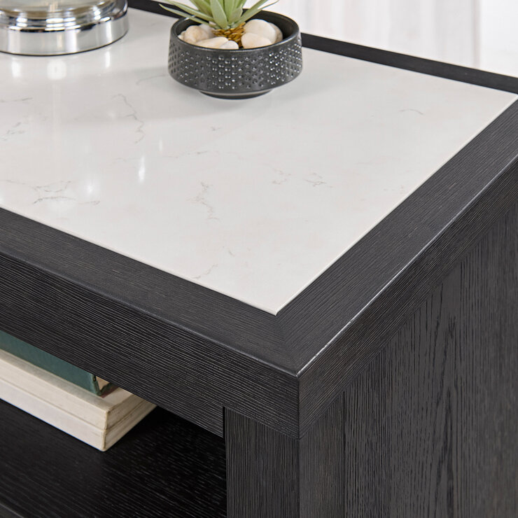 Universal Broadmoore, Bellevue, Mesa de Noche