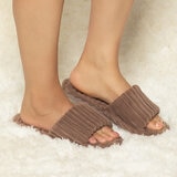 Jezebel Pantufla para Dama Café Chica US - 5 / MEX - 22 a US - 6 / MEX - 23