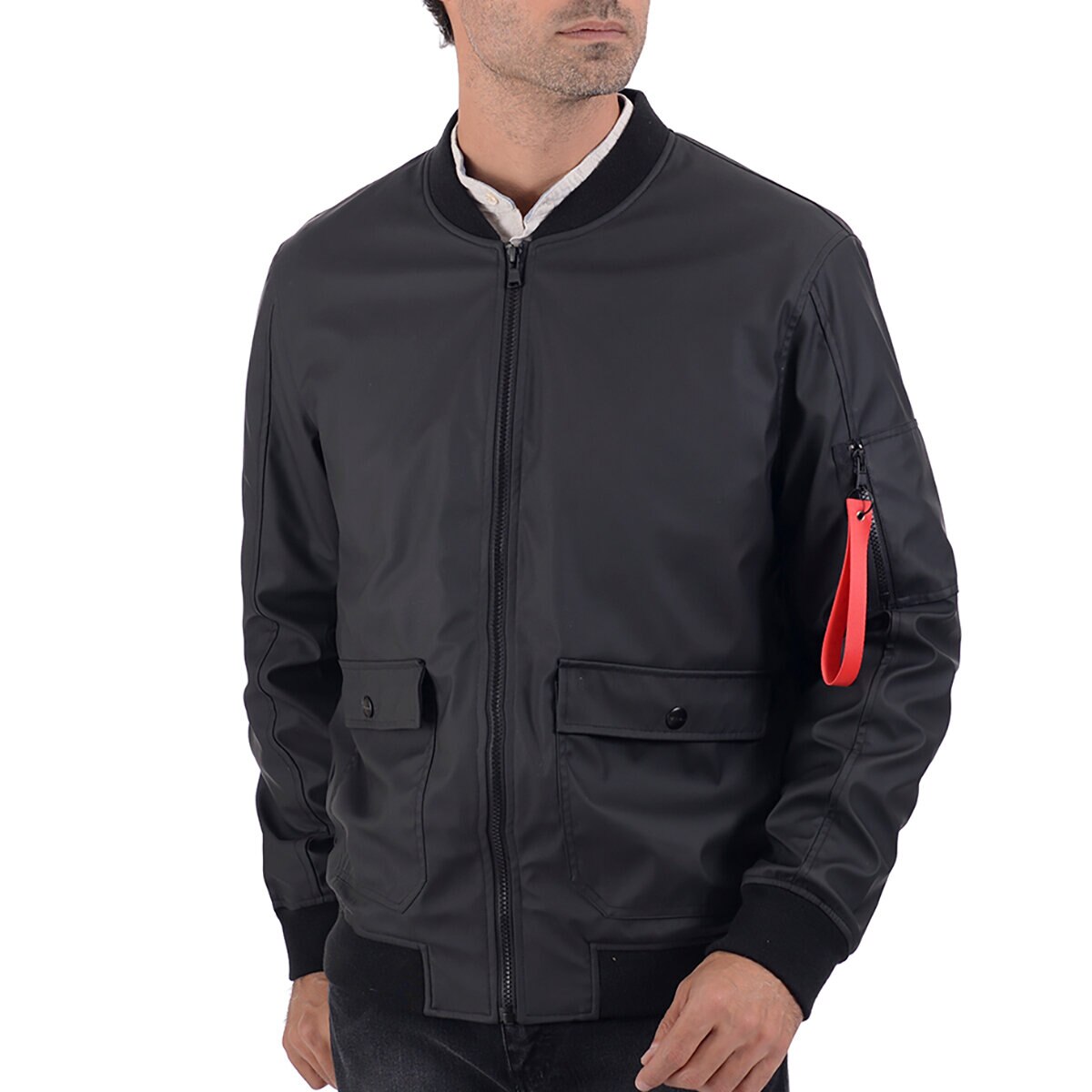 Perry Ellis, Chamarra Tipo Bomber de Piel Sintética para Caballero Color Negro