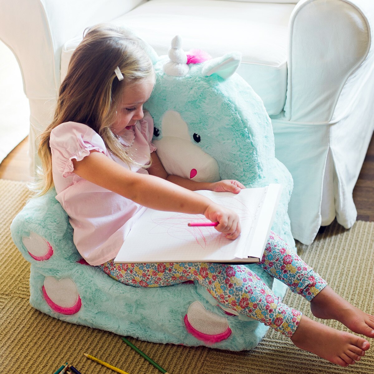 Animal Adventure, sillón de peluche de unicornio Costco México