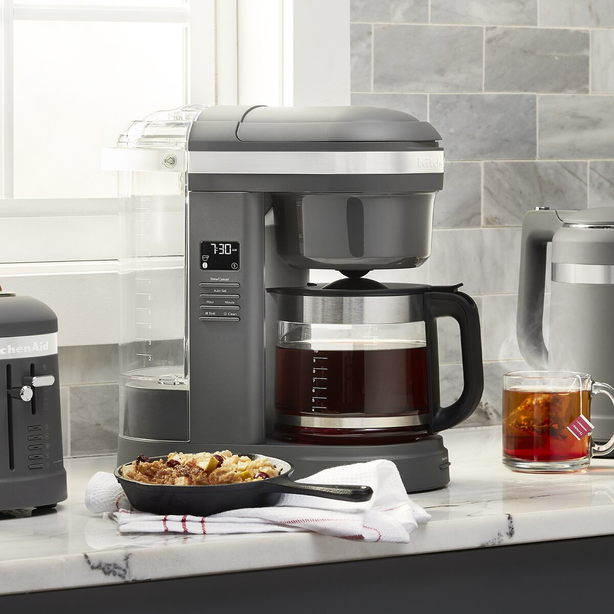 KitchenAid Cafetera de goteo 12 tazas gris