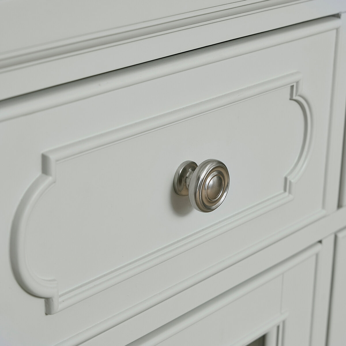Universal Broadmoore, Consola Decorativa